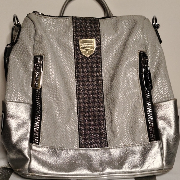 Metallic Silver Kaishilan Blingy Backpack - Picture 1 of 5